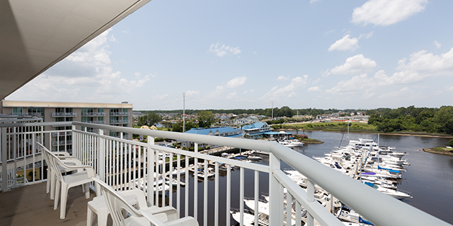 Marina View Three Bedroom Suite For extra space and relaxation, stay in our Marina View Three Bedroom Suite, featuring two king beds, one queen bed and a full sleeper sofa located in the colorful sitting area. Marvel at the gorgeous views from the private balcony of the marina. This suite also features two baths with a garden tub, a fully-equipped kitchen, dishwasher, and washer and dryer.